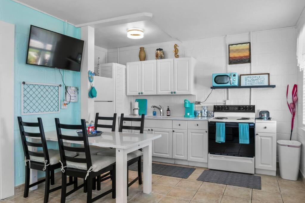 Mermaids Grotto Waterfront 1Br Apt With Bay View Villa แทมปา ภายนอก รูปภาพ